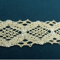broderie coton beige  4 cm