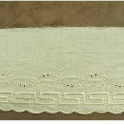BRODERIE ANGLAISE vintage...