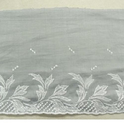 BRODERIE coton bleu et gris 15 cm /hauteur de broderie 5 cm