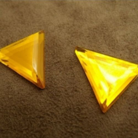 Déstockage – Strass Triangle Acrylique 24 mm