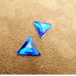 DESTOCKAGE – Strass Triangle Acrylique 12 mm