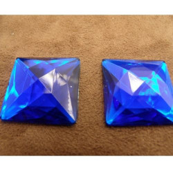 Strass carré bleu 25 mm – à...