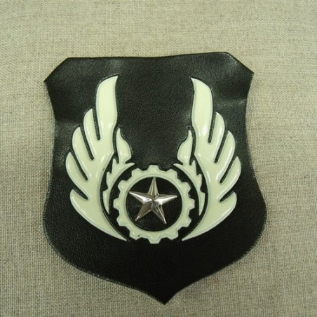 écusson militaire à coudre sur fond skai noir largeur 7cm sur hauteur de 8cm