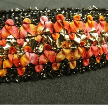 Ruban Pailleté Rouge Orange Et Or Sur Fond Noir 35 mm