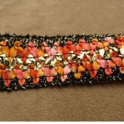 Ruban Pailleté Rouge Orange Et Or Sur Fond Noir 35 mm