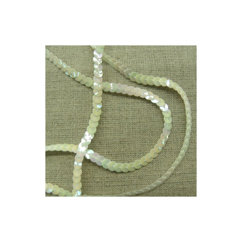 lot de Ruban pailleté sequin montée sur fil blanc cassé 5 mm