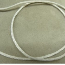 LOT DE 3 METRES RUBAN QUEUE DE RAT BLANC  LEGEREMENT SATINE 2.5 mm