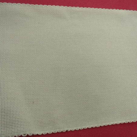 ruban à broder blanc 19 cm