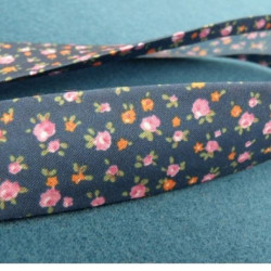 BIAIS LIBERTY A FLEURS coton ou polyester ROSE & ORANGE FOND BLEU MARINE 25 mm