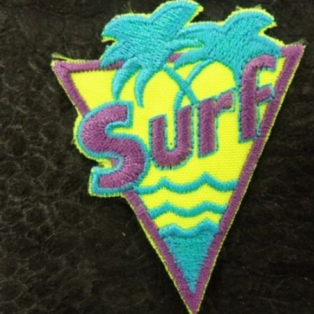 écusson thermocollant violet bleu et jaune motif surf,largeur 4 cm / hauteur 5 cm