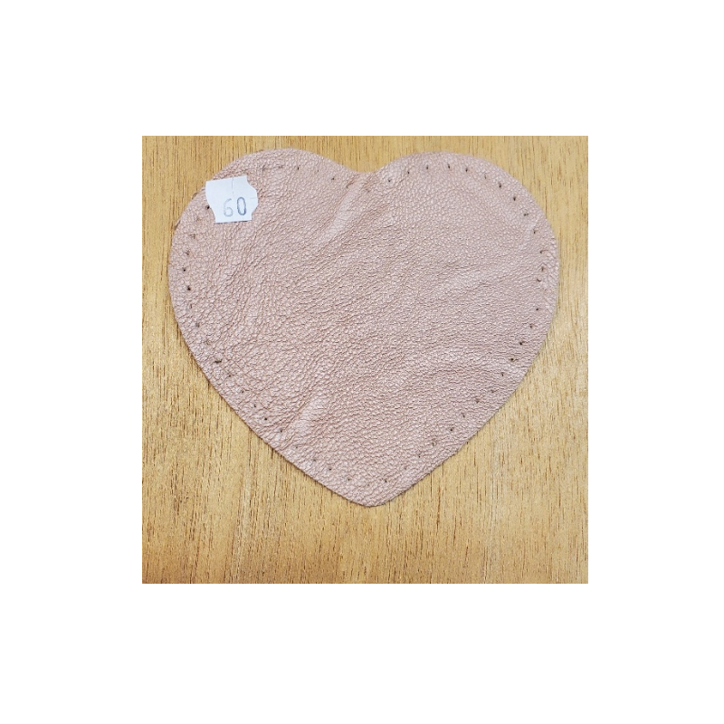 PETITE COUDIERE POLYESTER/ MOTIF COEUR LARGEUR 10 CM /HAUTEUR 10 CM