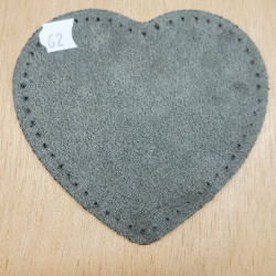 PETITE COUDIERE SIMILI DAIM MOTIF COEUR LARGEUR 10 CM /HAUTEUR 10 CM