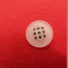 bouton incrusté de petits strass,très lumineux et résistant
