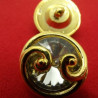 BOUTON bijou acrylique  en STRASS or,à queue 28 mm,très lumineux et très résistant