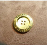 BOUTON A 4 TROUS-MOTIF: PARIS CRÉATEUR-OR ,28 mm, de belle qualité