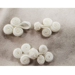 BOUTON BRANDEBOURG-  Blanc...