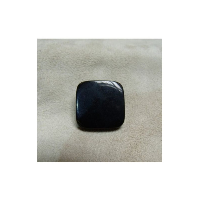 BOUTON CARRE ACRYLIQUE A QUEUE NOIR,20 mm,de belle qualité