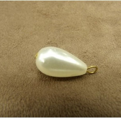 JOLI BOUTON PERLE NACRE - 20mm de hauteur / 12 mm de diametre