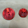 BOUTON ACRYLIQUE  MOTIF FLEURS ROUGE,de belle qualité