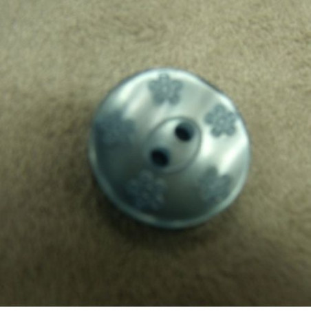 bouton acrylique motif fleurs bleu ciel