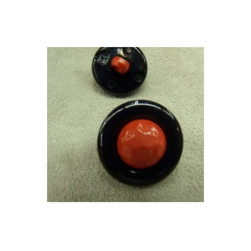 bouton acrylique  bicolore composé ,noir et rouge,22 mm,de belle qualité