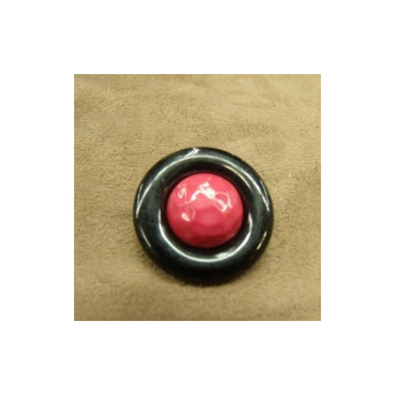 bouton acrylique  bicolore composé fuschia et noir, 28 mm, de belle qualité