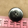 bouton acrylique  noir à 4 trous, 23 mm,de belle qualité