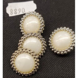 NOUVEAU bouton acrylique argent nacré ,21 mm, soit 1.08€ € l'unité