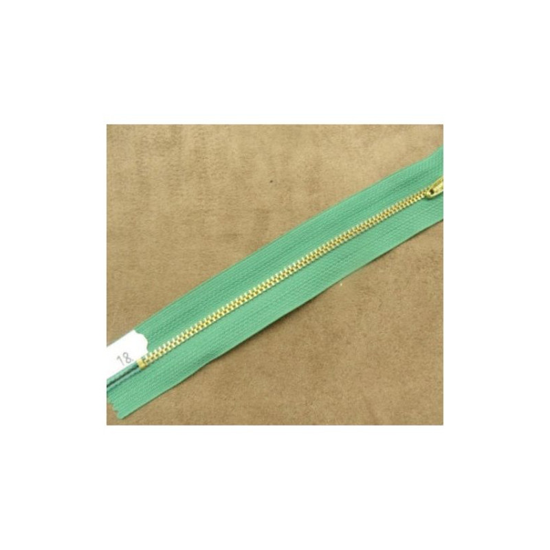 FERMETURE METALIQUE VERT /MAILLE N°3 OR,18 cm