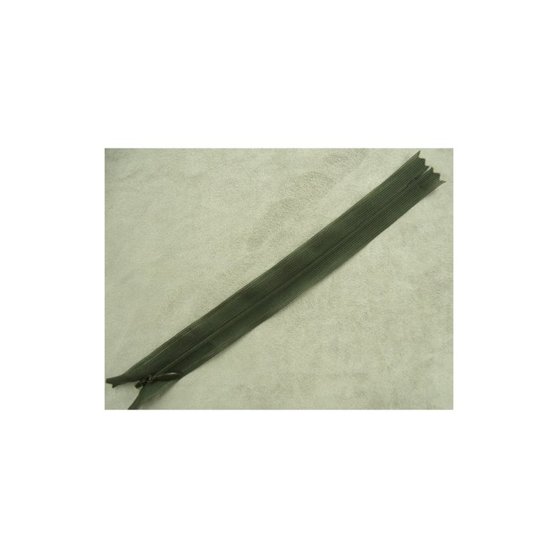 fermeture invisible 20 cm