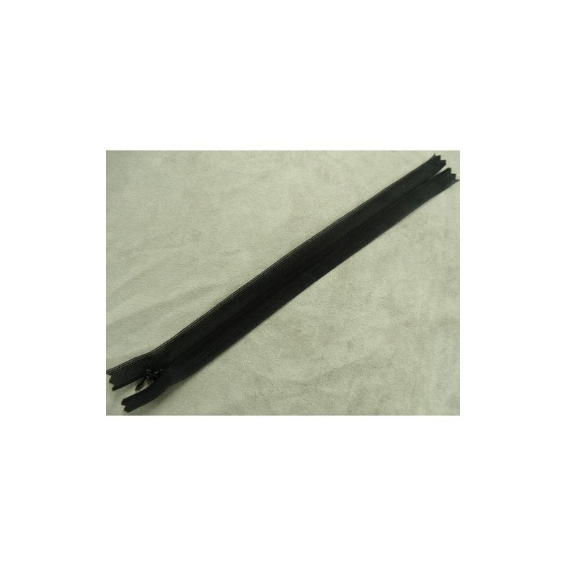 fermeture invisible 22 cm