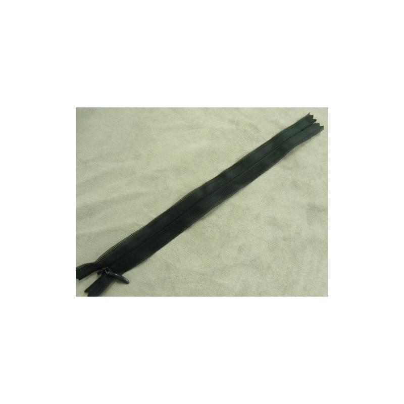 fermeture invisible 22 cm