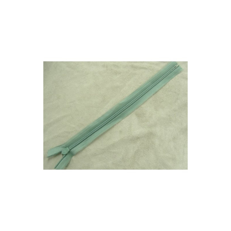 fermeture invisible 22 cm