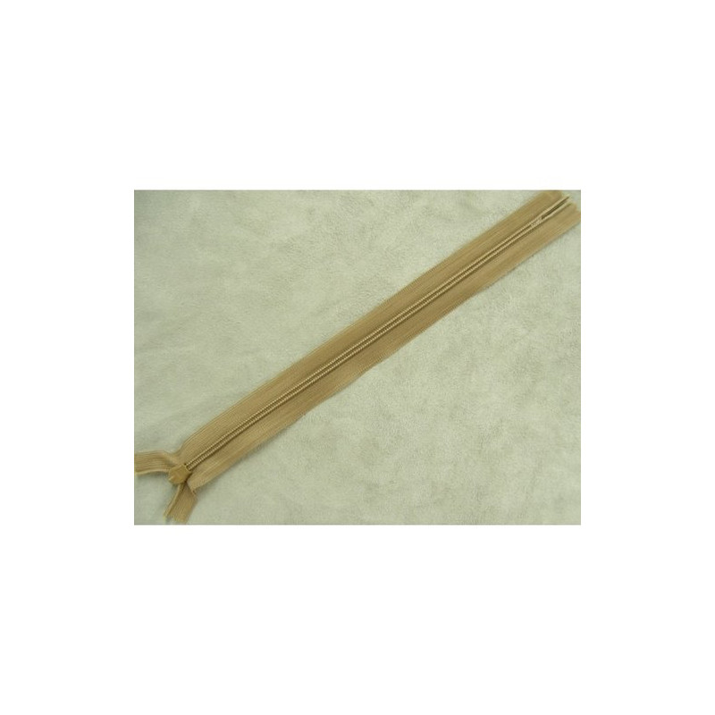 fermeture invisible 22 cm