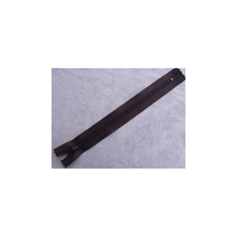 FERMETURE A GLISSIÈRE 18 cm