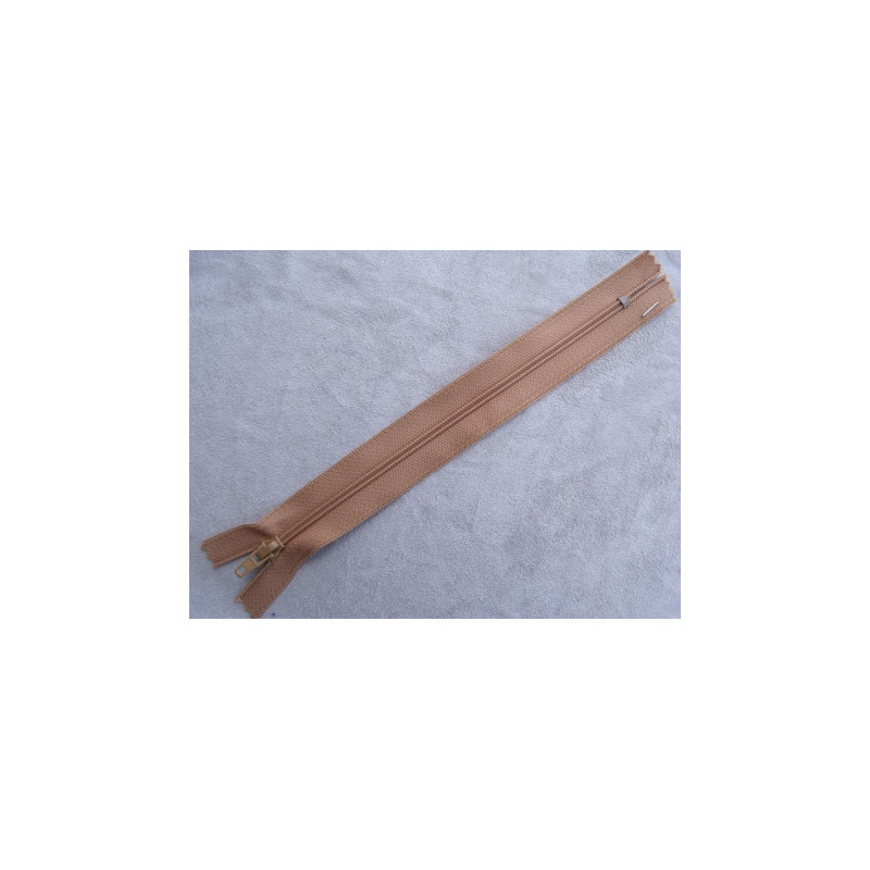 fermeture à glissiere 18 cm