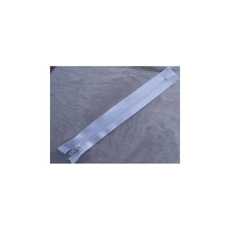 fermeture a glissiere 18 cm
