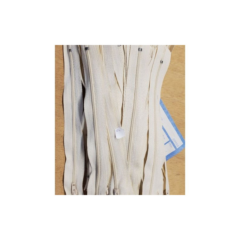 DESTOCKAGE  DE 100 FERMETURE A GLISSIERE 20 CM