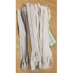 DESTOCKAGE  DE 100 FERMETURES A GLISSIERE BEIGE CLAIR 18 CM