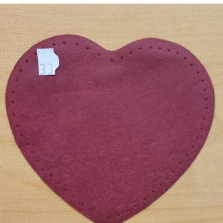 PETITE COUDIERE POLYESTER/ MOTIF COEUR LARGEUR 10 CM /HAUTEUR 10 CM