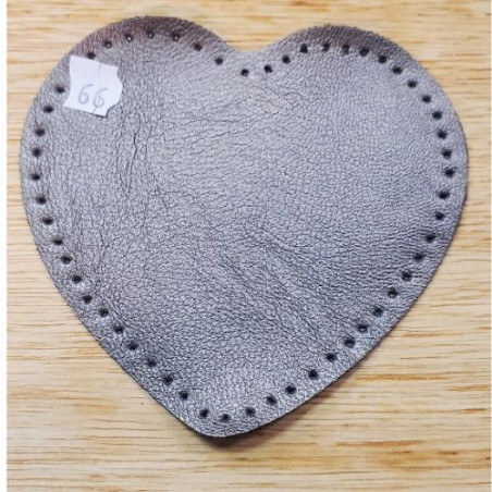 PETITE COUDIERE POLYESTER/ MOTIF COEUR LARGEUR 10 CM /HAUTEUR 10 CM