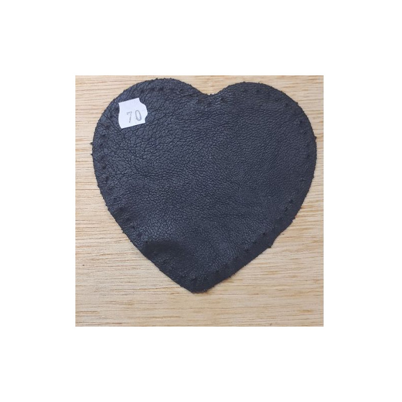 PETITE COUDIERE POLYESTER/ MOTIF COEUR LARGEUR 10 CM /HAUTEUR 10 CM