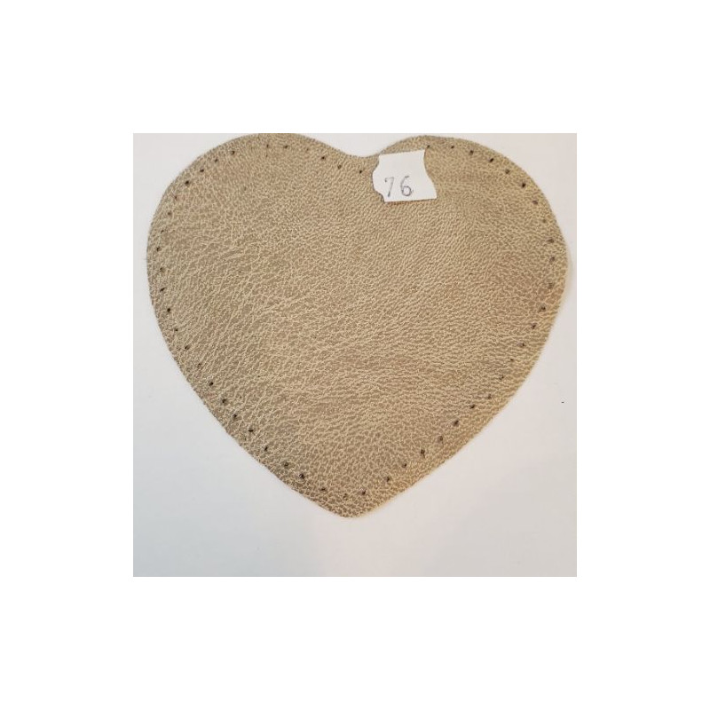 PETITE COUDIERE POLYESTER/ MOTIF COEUR LARGEUR 10 CM /HAUTEUR 10 CM