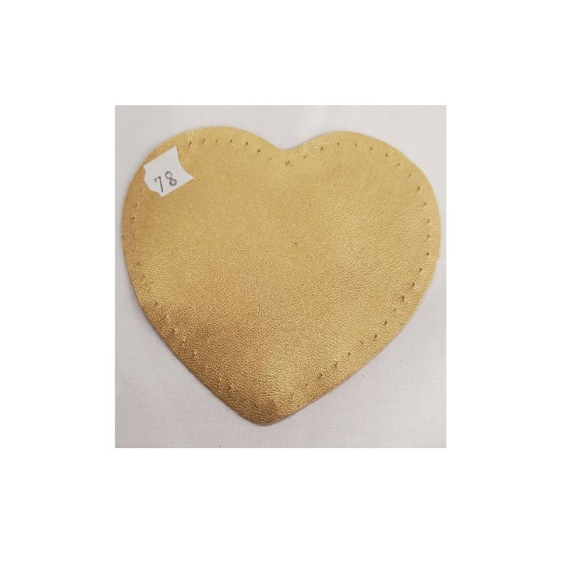 PETITE COUDIERE POLYESTER/ MOTIF COEUR LARGEUR 10 CM /HAUTEUR 10 CM