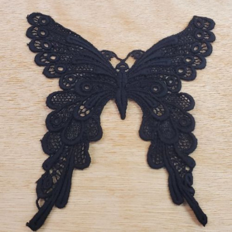 Applique Brodée Papillon en Dentelle – Écrue ou Noire