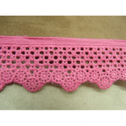 broderie anglaise coton  4 cm
