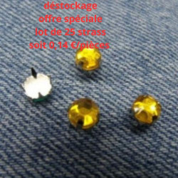 Déstockage – Lot de 25 Strass à Griffe Rond 0,6 cm – Vert, Jaune, Bleu