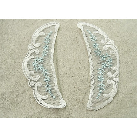 COL BRODE SUR TULLE BLANC