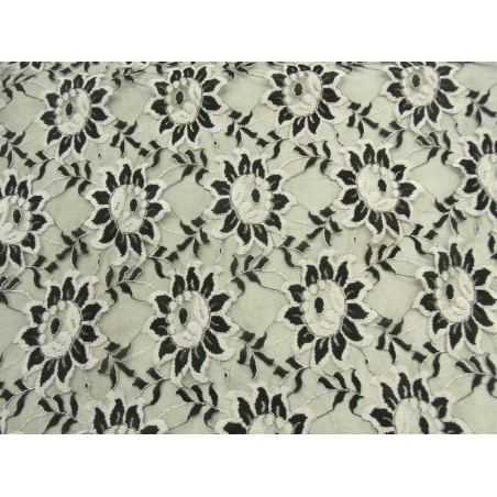 DENTELLE DE CALAIS-140cm- GRIS ET NOIR MOTIF fleurs DENTELLE DE CALAIS-140cm- GRIS ET NOIR MOTIF fleurs