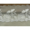 DENTELLE DE CALAIS- 10 cm- BLANCHE- brodée sur tulle 